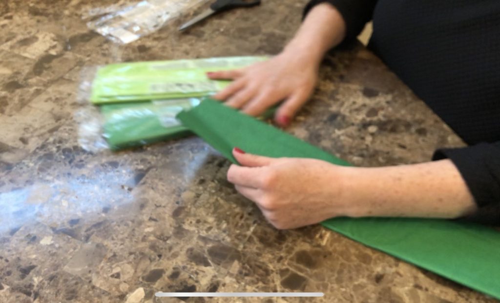 How to Make Tissue Shred: A great vase filler