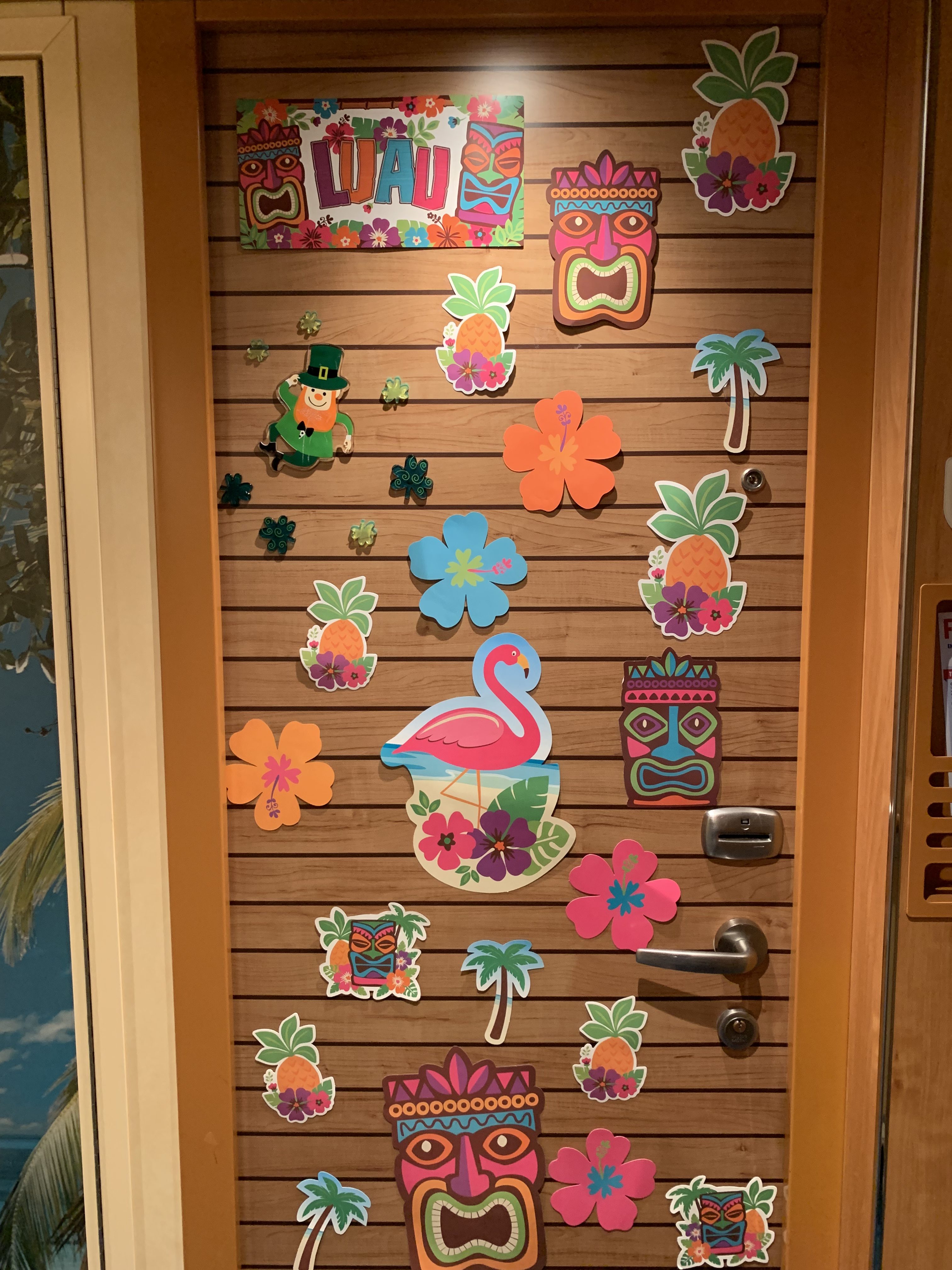 door decorations for a cruise