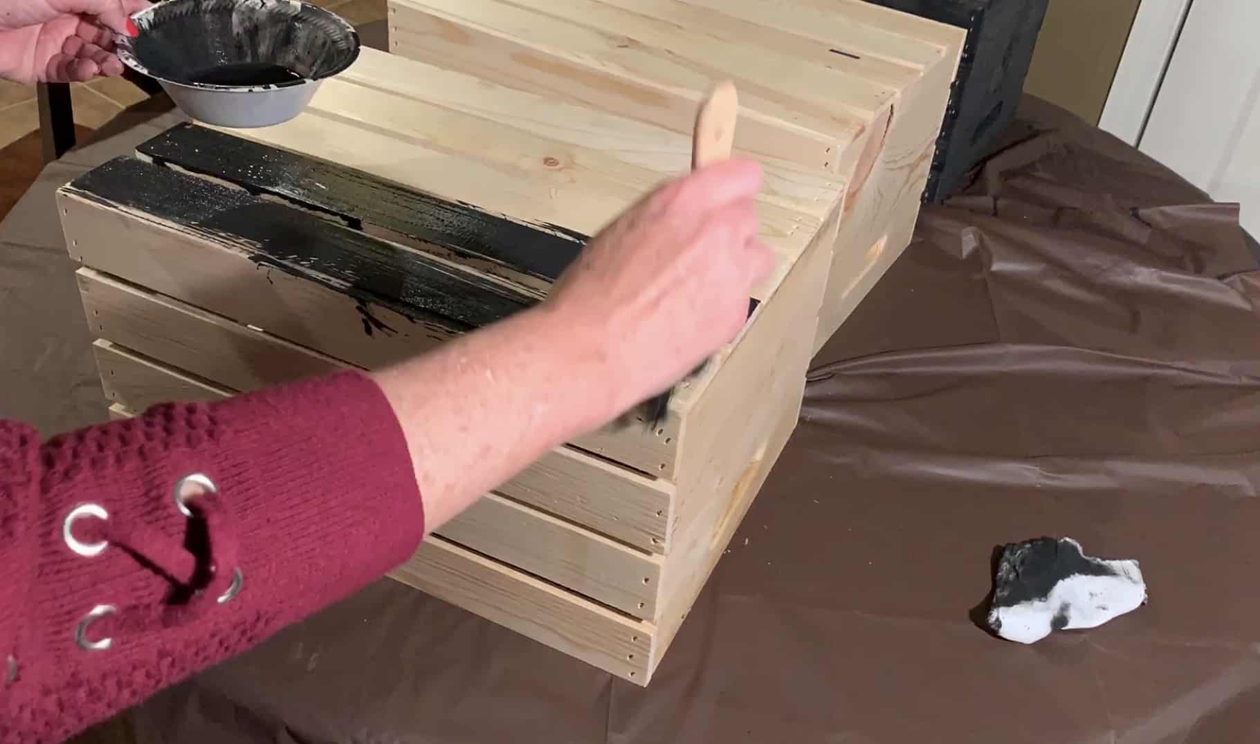 How to Make New Wood Look Old and Weathered (Easy DIY Crates) - My ...