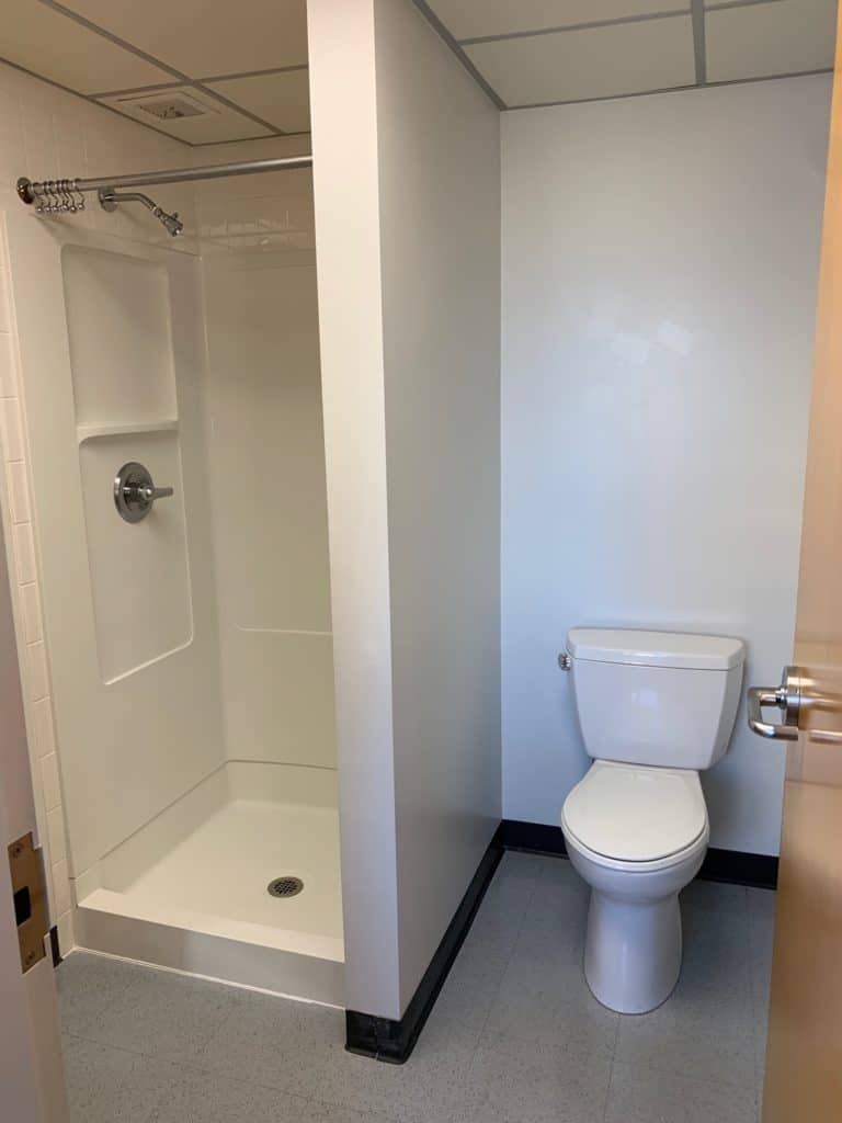 dorm room tour bathroom BEFORE