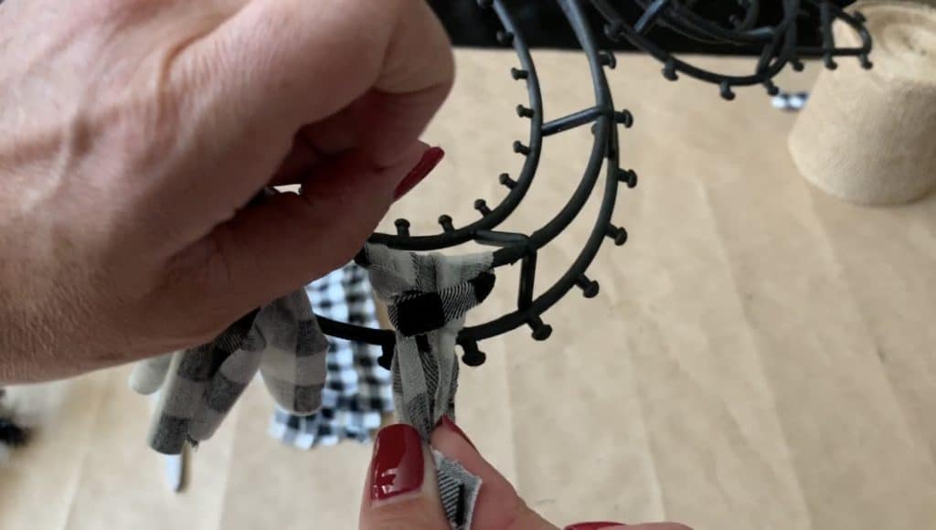 Halloween Decor DIY: Tinsel Cat from Dollar Tree