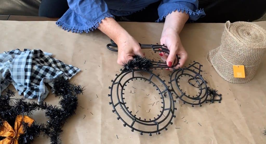 Halloween Decor DIY: Tinsel Cat from Dollar Tree