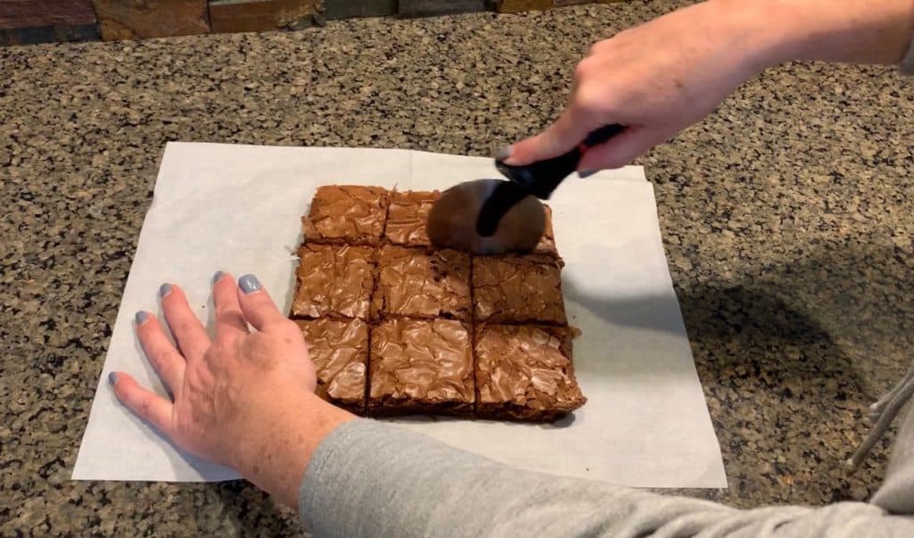 cutting brownies into 9 squares