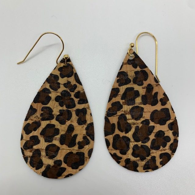 cheetah cork earrings diy