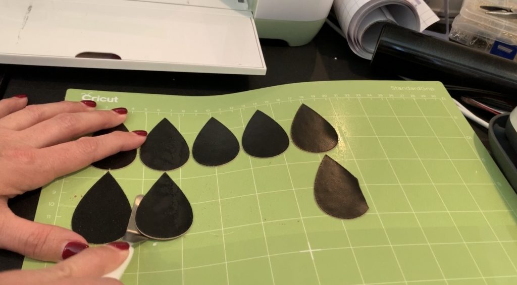 How to make cork earrings on a Cricut Explore