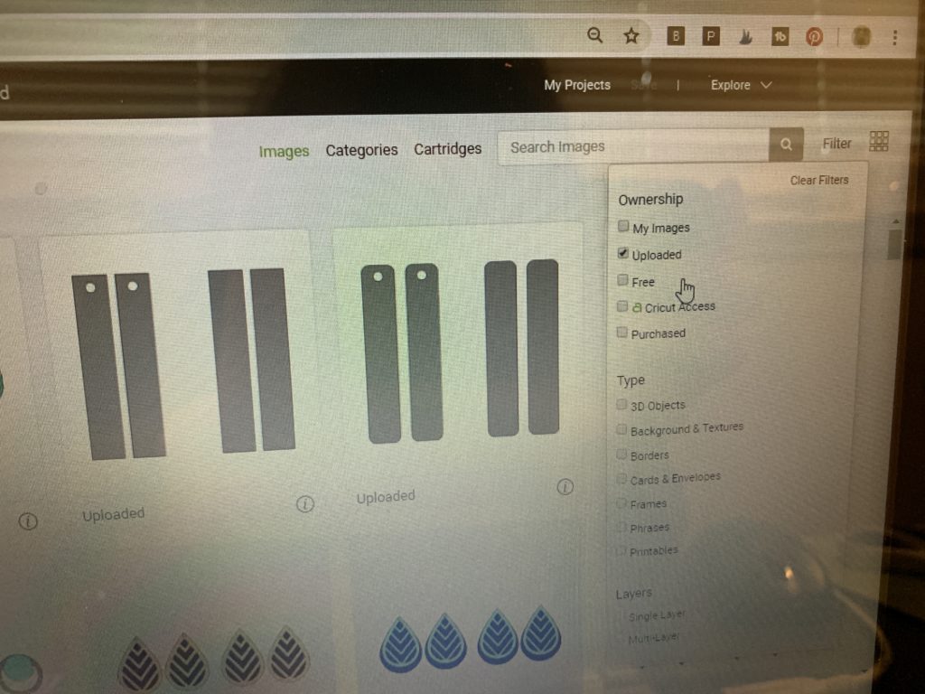 Making snowman faux leather earrings on the cricut machine
