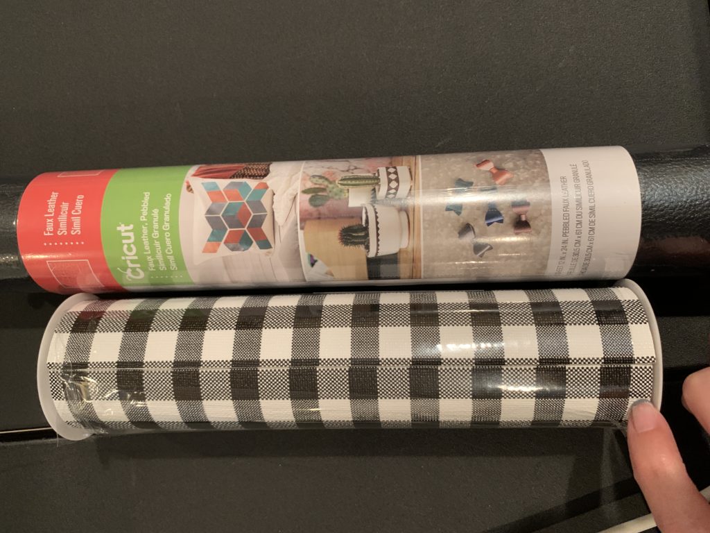 How to make faux leather earrings on a cricut