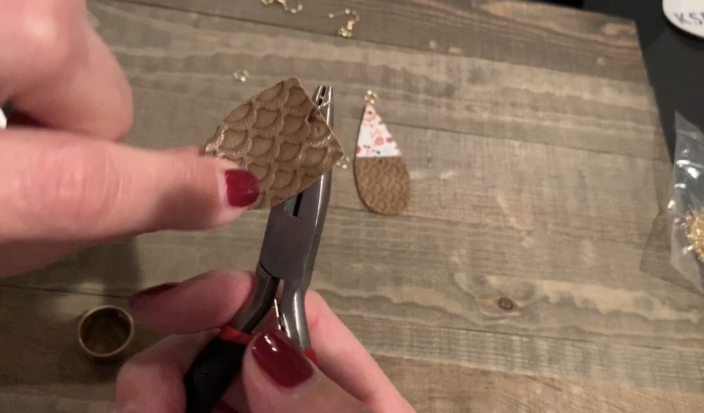 add faux leather pieces onto the hook