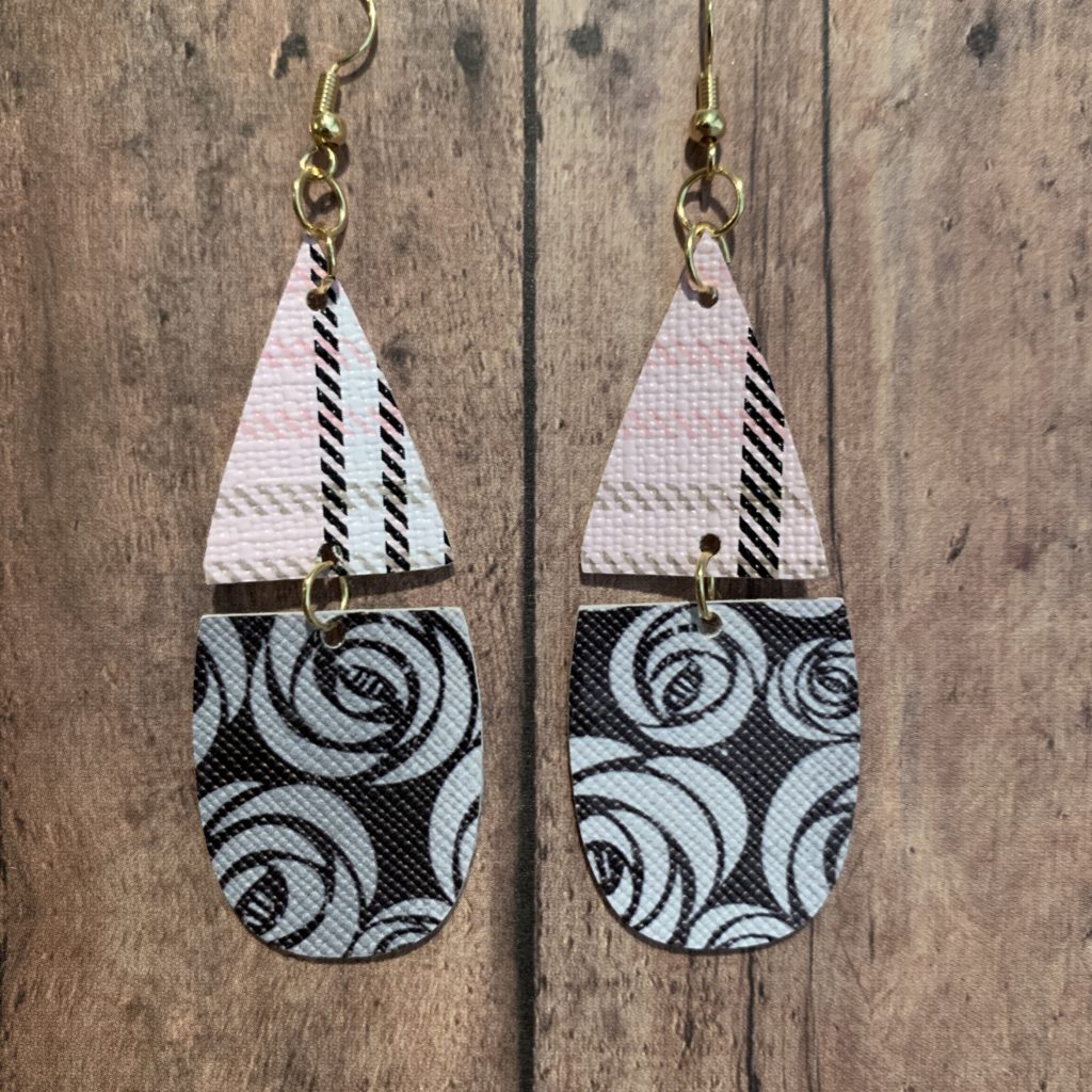 diy split faux leather earrings