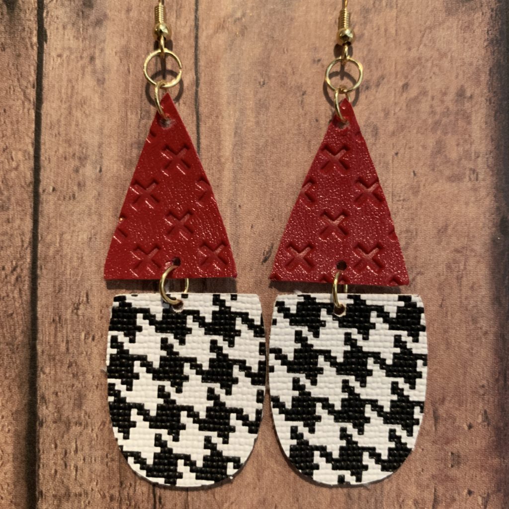 diy split faux leather earrings