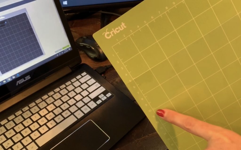 Green Cricut cutting mat