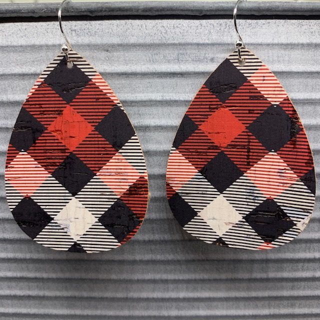 statement earrings made of faux leather using a Cricut machine