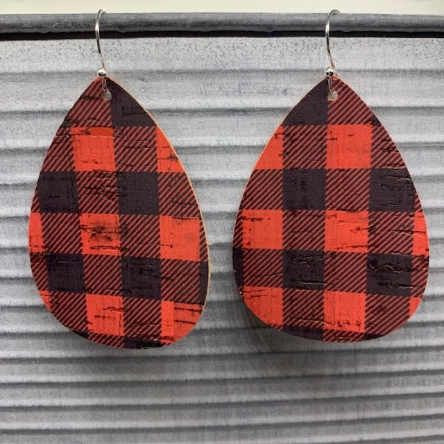 statement earrings made of faux leather using a Cricut machine