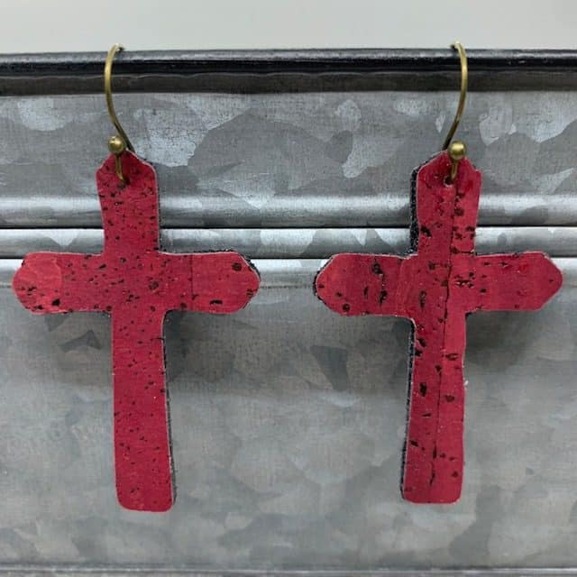 Cricut leather earrings diy