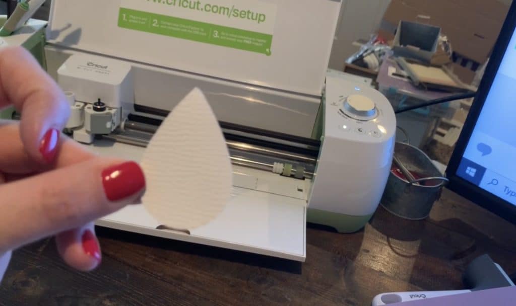 leather teardrop earrings diy cut on the Cricut machine
