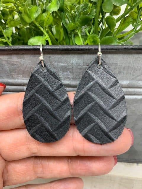 Embossed leather earrings diy