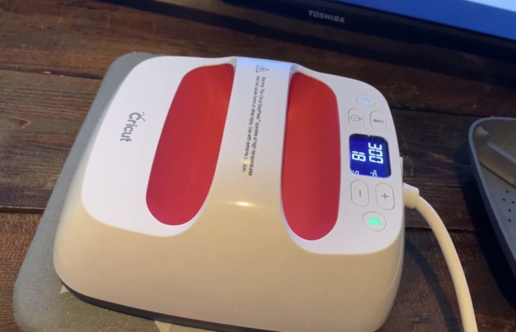 Cricut Easy Press on Hobby Lobby faux leather earrings