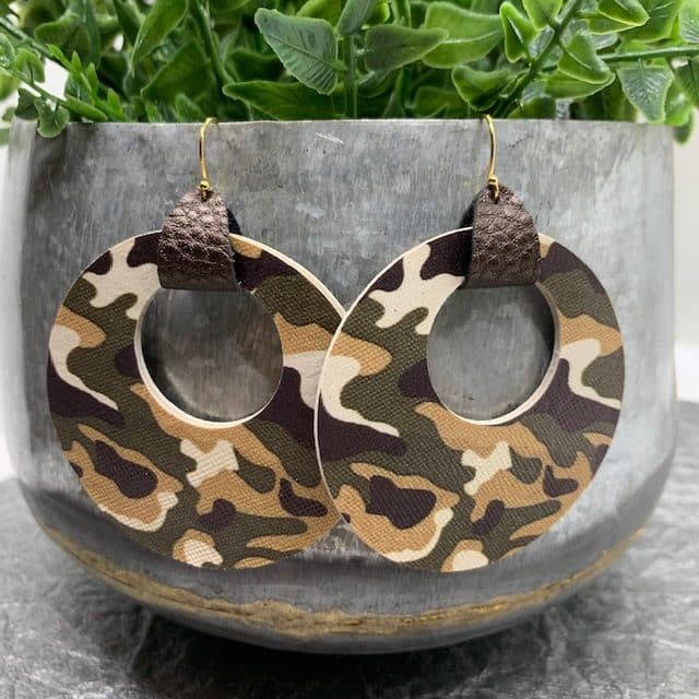 circle leather earrings diy