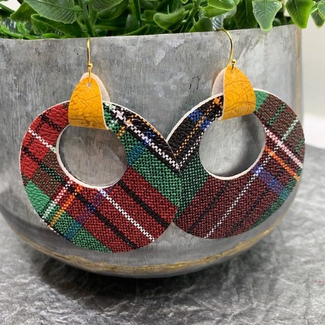 circle leather earrings diy