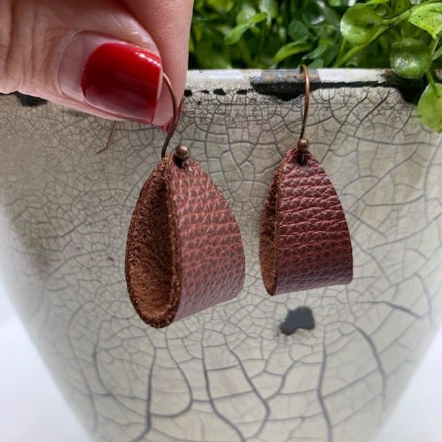 leather hoop earrings diy