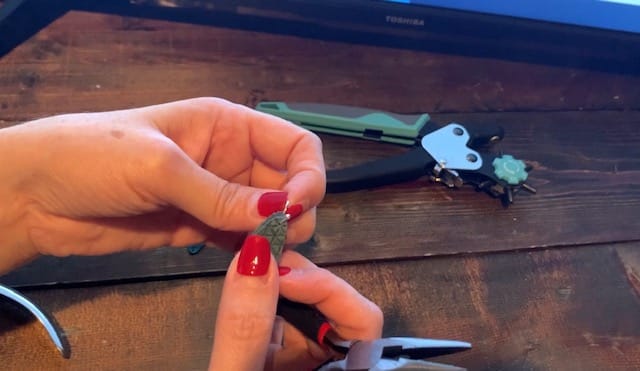 making leather hoop earrings