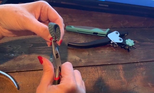 making leather hoop earrings