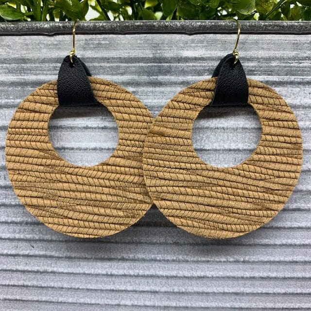 diy leather circle cutout earrings