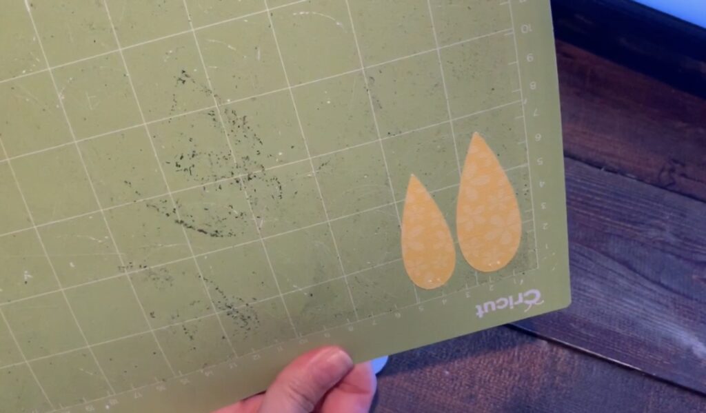 paper teardrops to use for hole templates