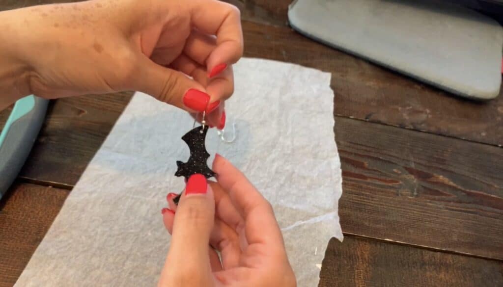 bat earrings diy to make Halloween leather earrings