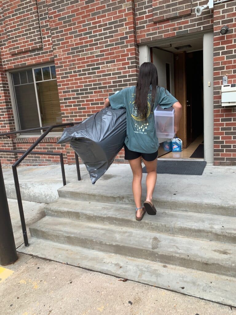 college move in day tips