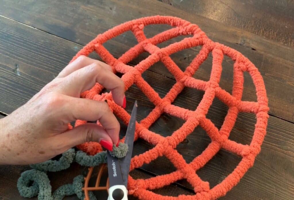 dollar tree pumpkin tinsel wreath diy