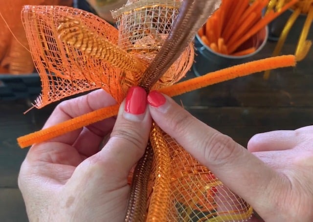 mesh rolls and mesh tube for mesh bundles