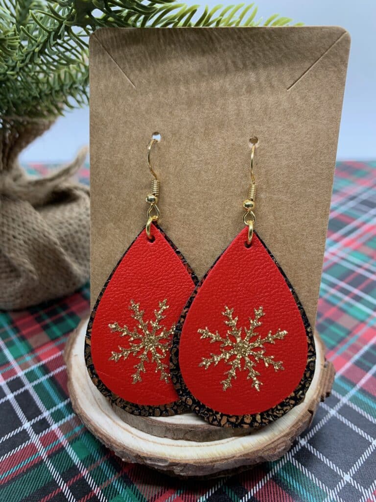 diy snowflake earrings made with a Cricut machine