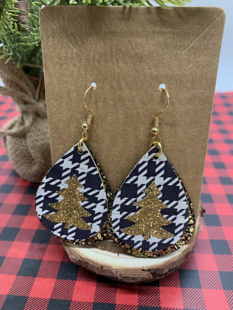 tree leather earrings diy